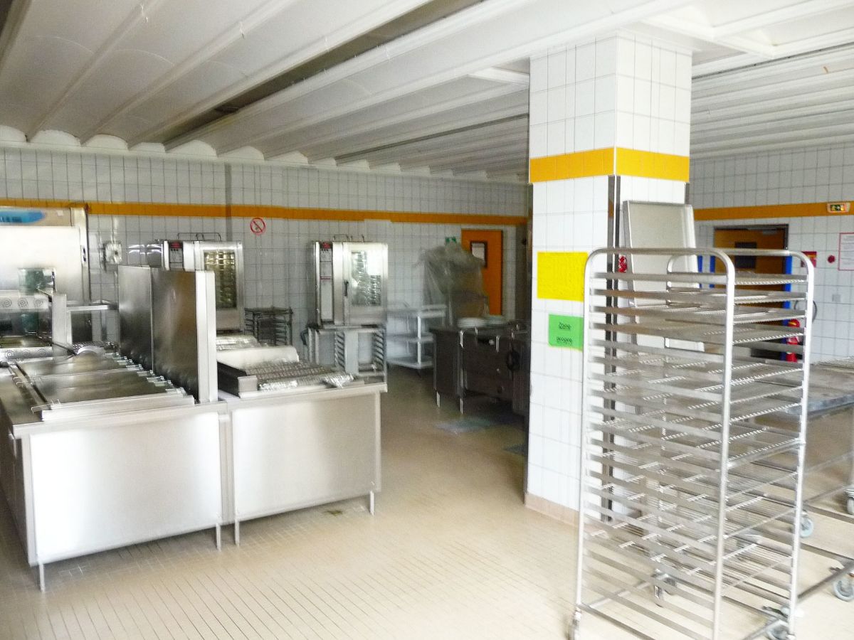 Cantine militaire